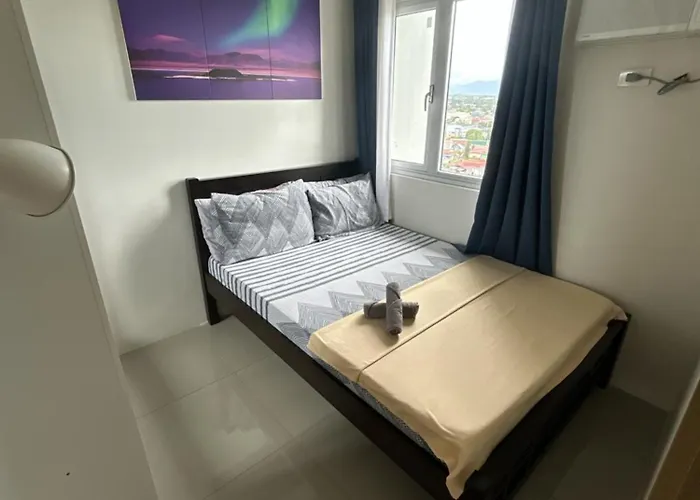 Miemie's Amazing Staycation With Sierra Madre View *