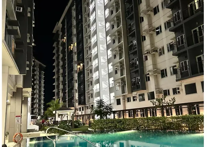 Miemie's Amazing Staycation With Sierra Madre View Apartahotel *