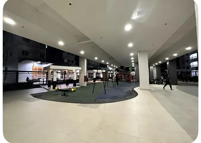 Miemie's Amazing Staycation With Sierra Madre View * Manila